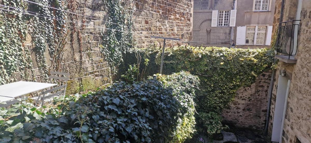 Appartement 120 M² Duplex Coeur Historique Au Calme Le Puy-en-Velay Eksteriør bilde