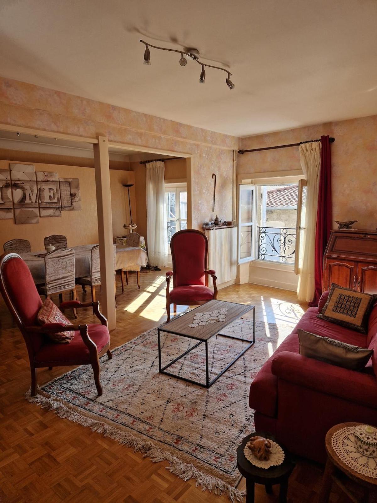 Appartement 120 M² Duplex Coeur Historique Au Calme Le Puy-en-Velay Eksteriør bilde