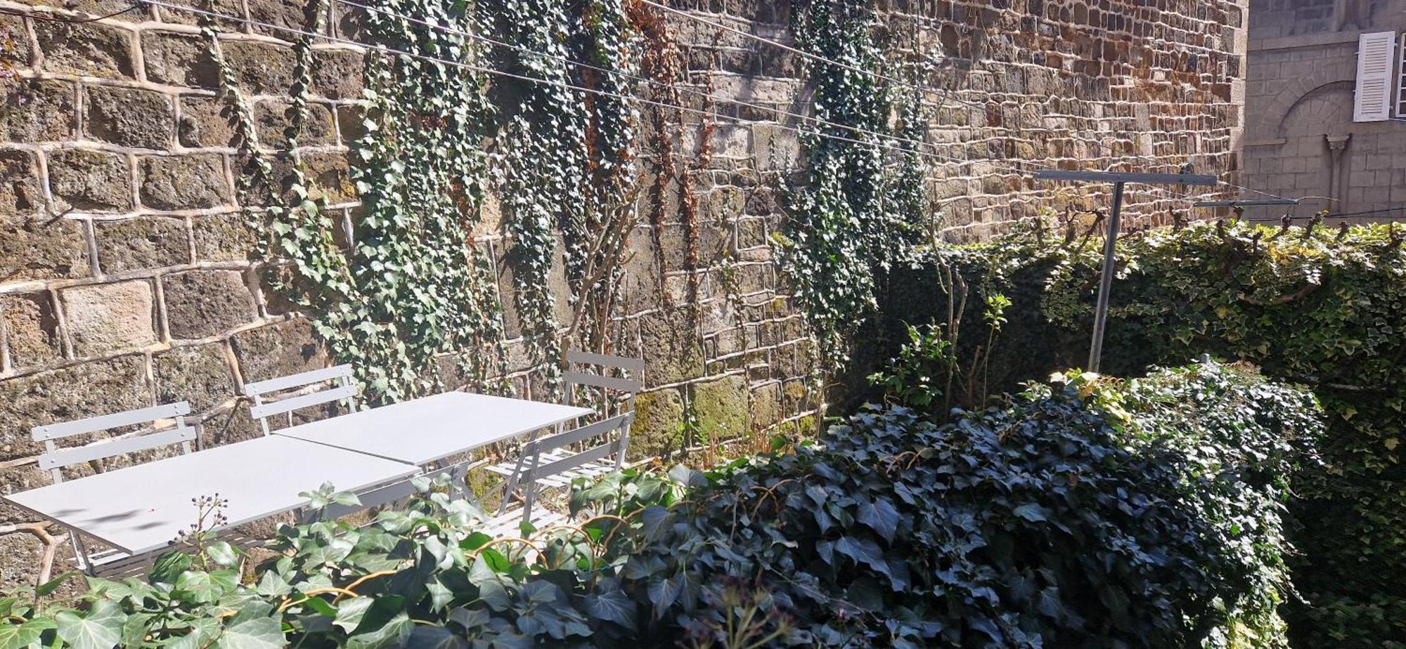 Appartement 120 M² Duplex Coeur Historique Au Calme Le Puy-en-Velay Eksteriør bilde
